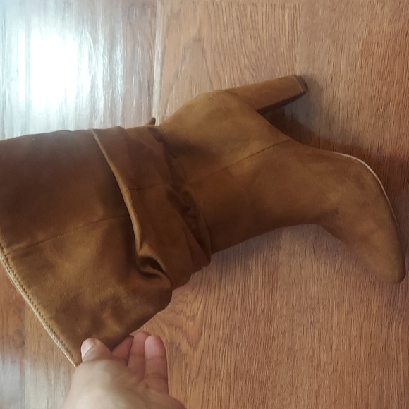Banana Republic slouchy boots - Picture 3 of 5